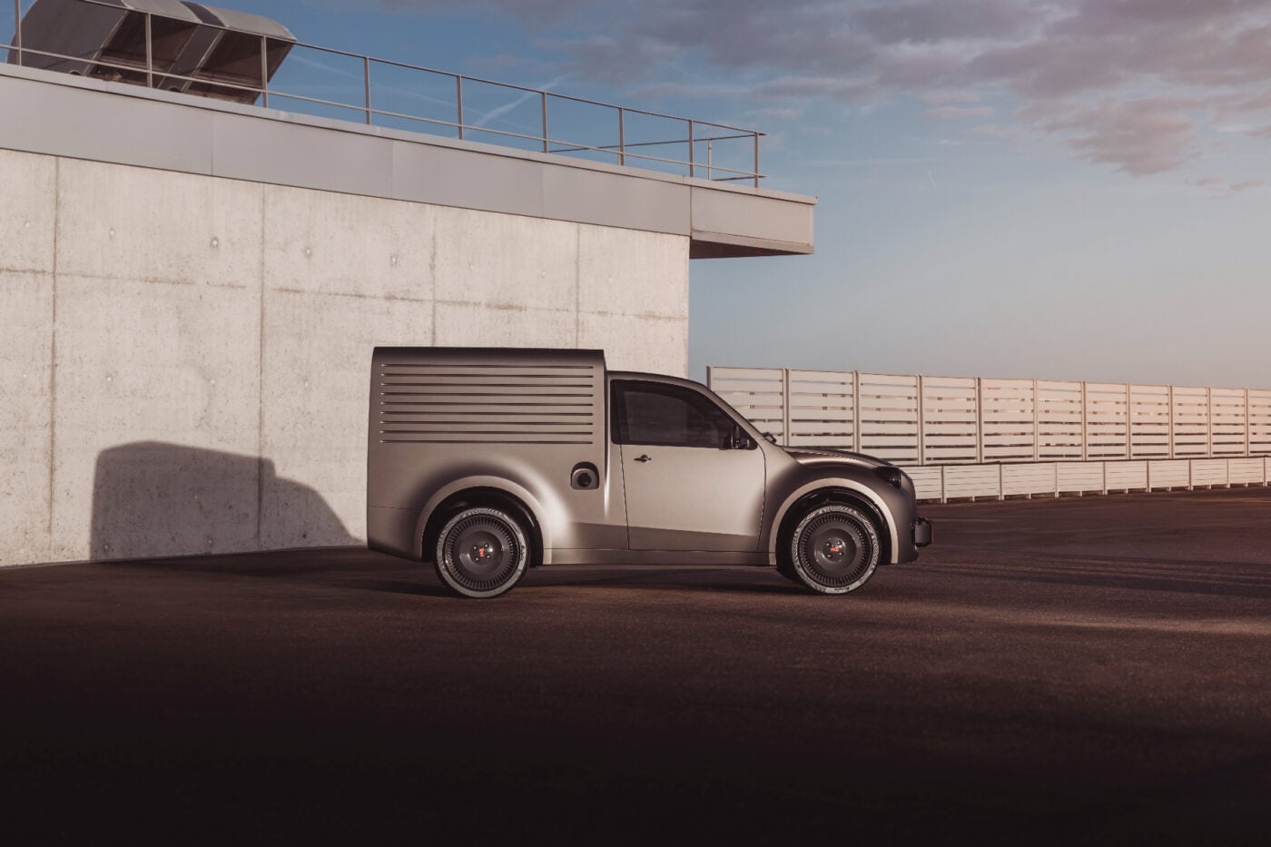 Citroën 2CV Fourgonnette Concept Paris Otomobil Fuarı'nda sergileniyor