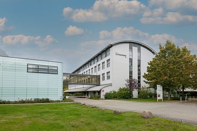 Fraunhofer Araştırmacıları Lityum-Metal Anotların Ömrünü Amorf Karbonla Uzatmayı Hedefliyor