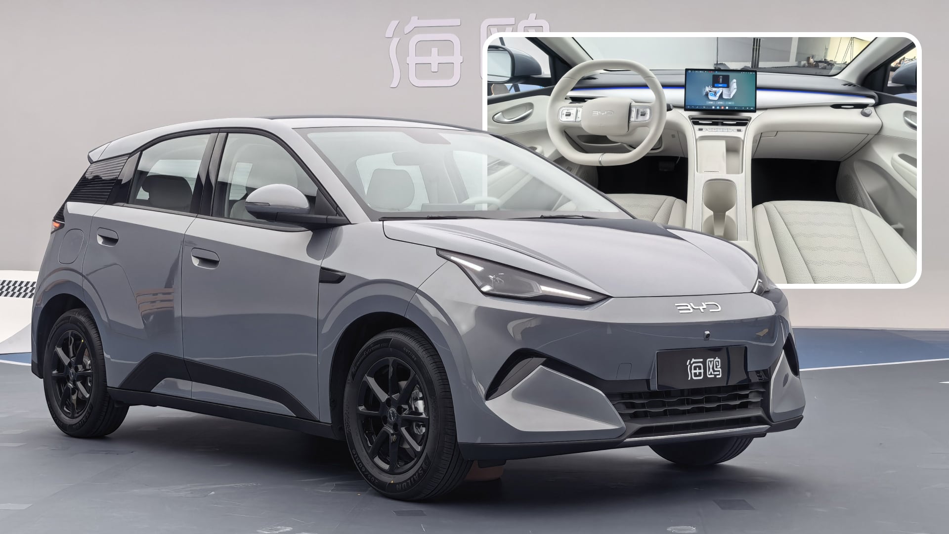 BYD Seagull elektrikli otomobil, yüksek hızda lastik patlatma testi sırasında dengeli bir şekilde ilerliyor.