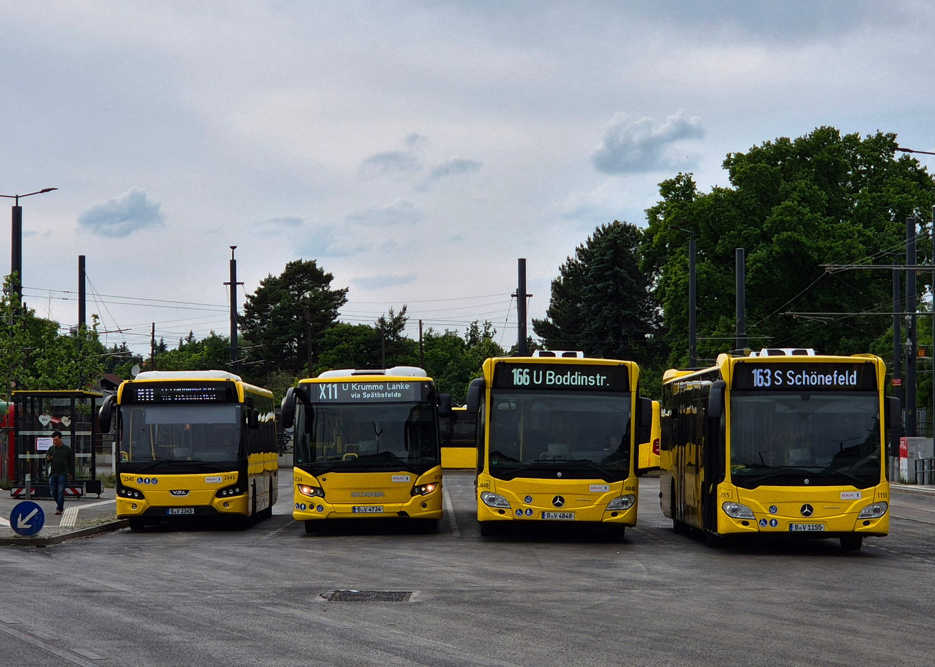 Melbourne'da inşa halindeki elektrikli otobüs deposu ve şarj istasyonları
