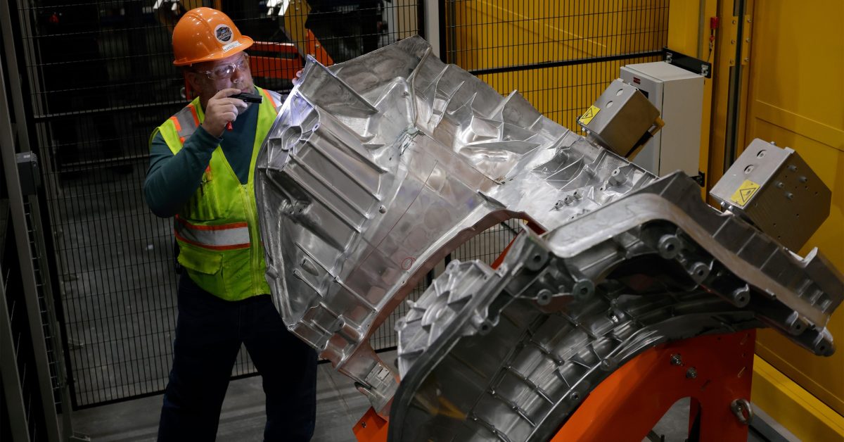 Ford, Fathom Pickup İçin 5.000'den Fazla Unicastings Üretti: 2027'de Geliyor
