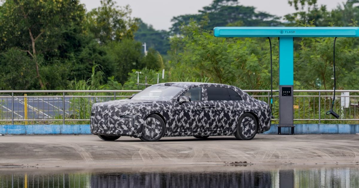 BYD'nin ultra-lüks markası Yangwang, arkadan açılan koç kapılı yeni sedanını tanıtmaya hazırlanıyor