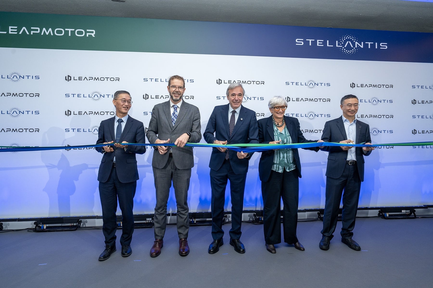 Leapmotor B10 Avrupa'da Üretiliyor: Stellantis İspanya'da Seri Üretime Geçti