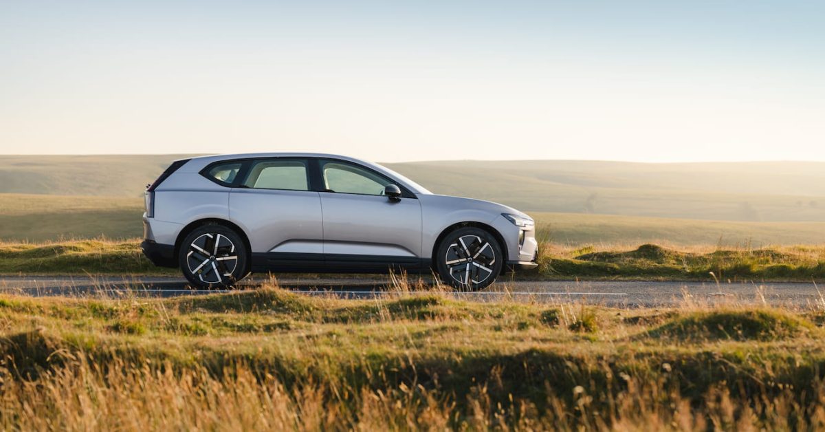 Volvo 2027'de SPA3 Platformlu Daha Uygun Fiyatlı Elektrikli SUV Piyasaya Sürecek
